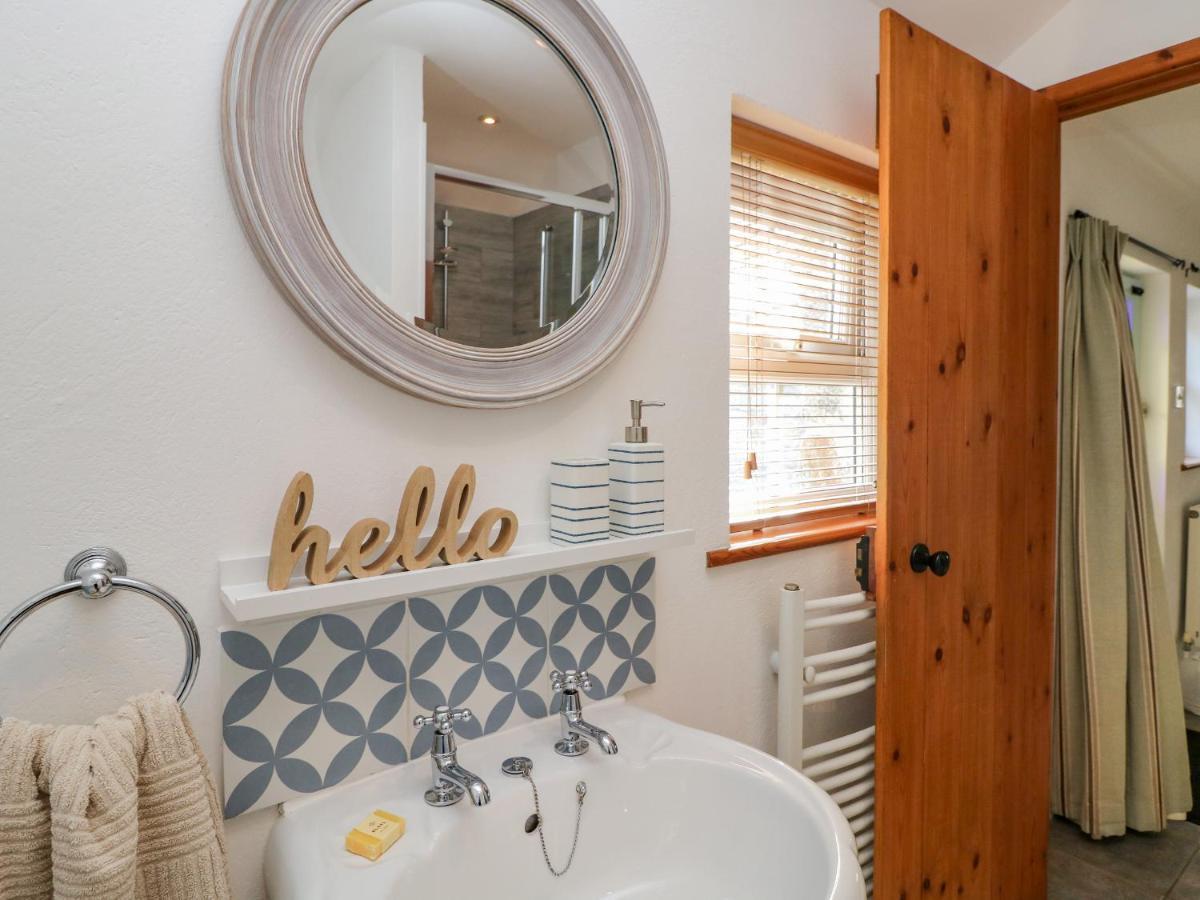Pond Cottage Труро Екстер'єр фото