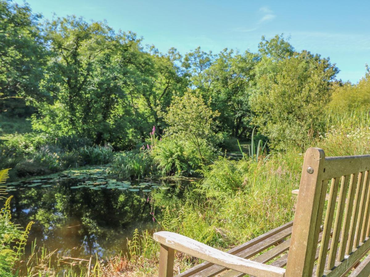 Pond Cottage Труро Екстер'єр фото